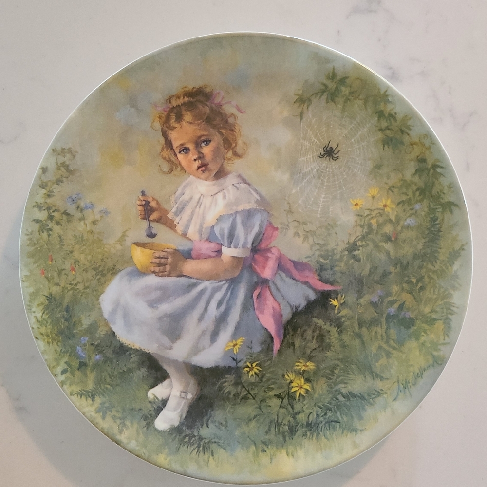 Reco Little Miss Muffet Collectors Plate